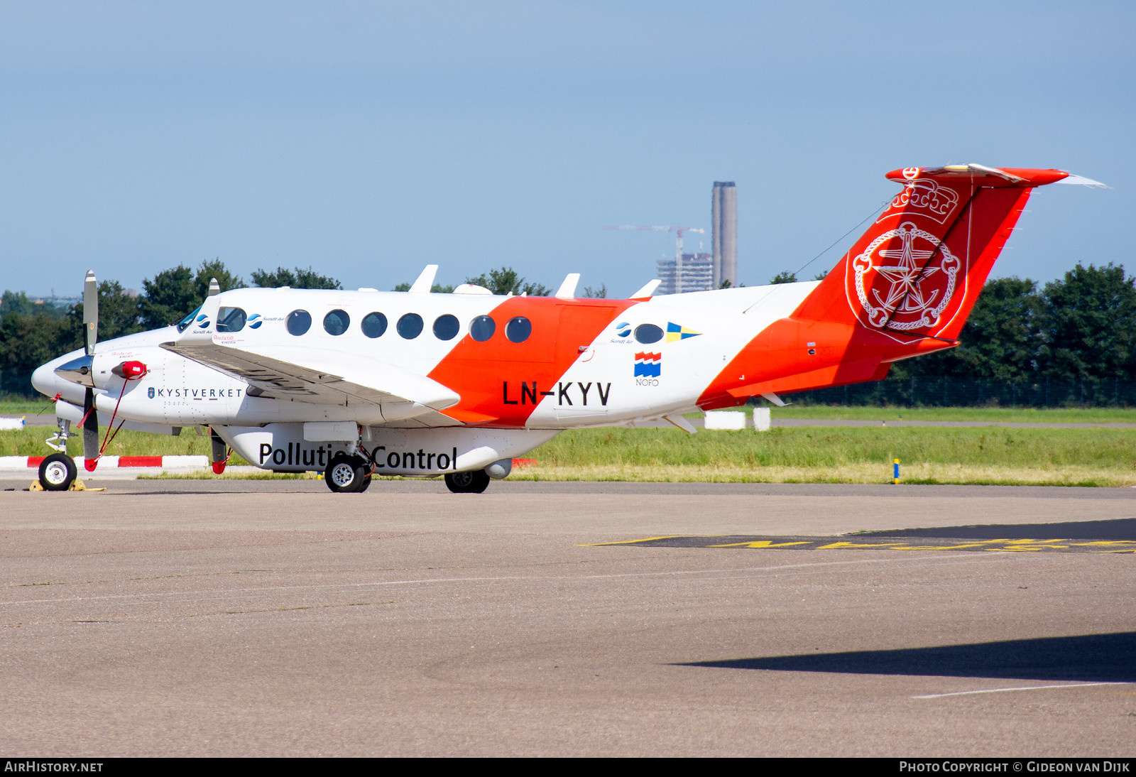 Aircraft Photo of LN-KYV | Hawker Beechcraft 350ER King Air MP (B300) | Kystverket | AirHistory.net #777840