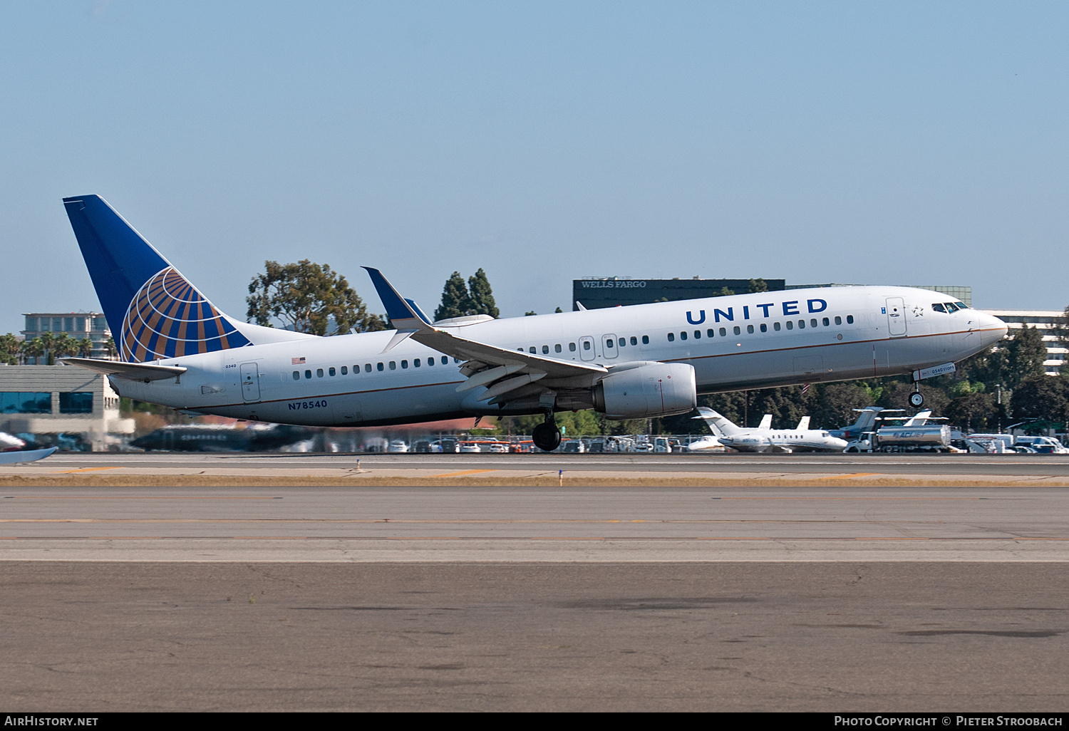 Aircraft Photo of N78540 | Boeing 737-800 | United Airlines | AirHistory.net #777879