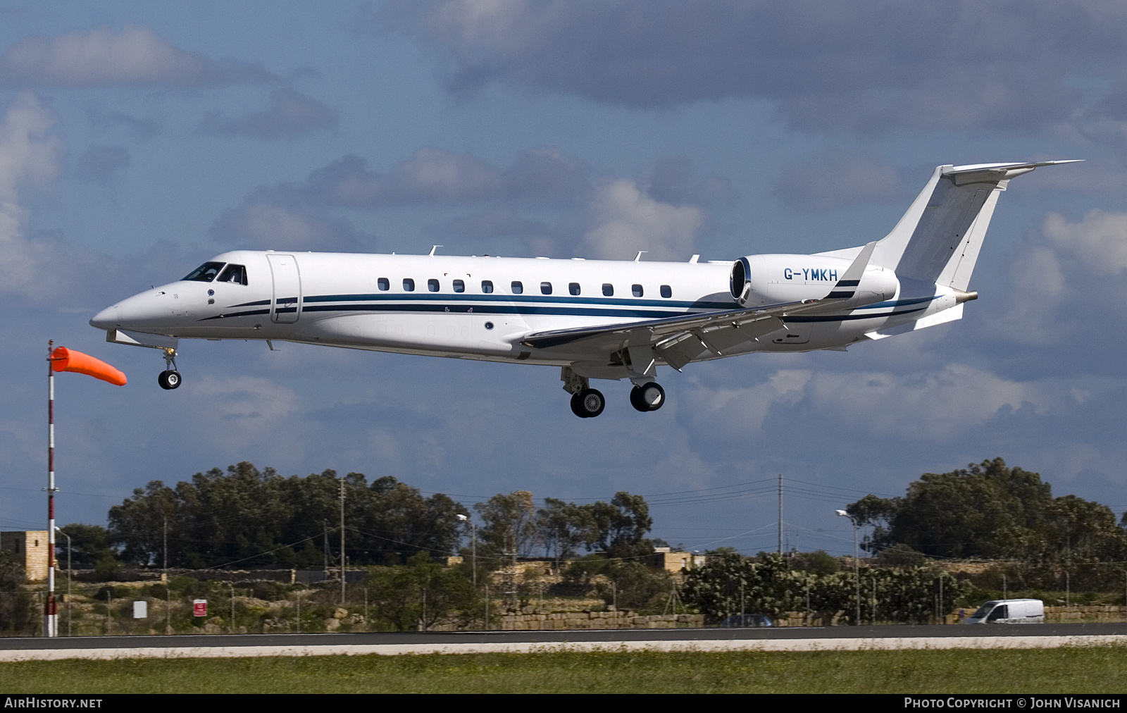 Aircraft Photo of G-YMKH | Embraer Legacy 650 (EMB-135BJ) | AirHistory.net #778170