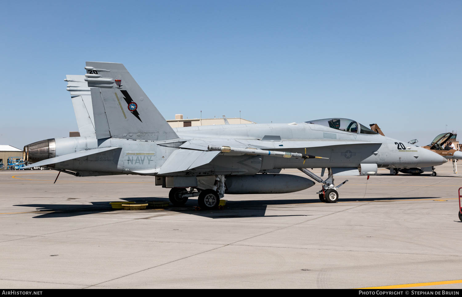 Aircraft Photo of 164013 | McDonnell Douglas F/A-18C Hornet | USA - Navy | AirHistory.net #778186