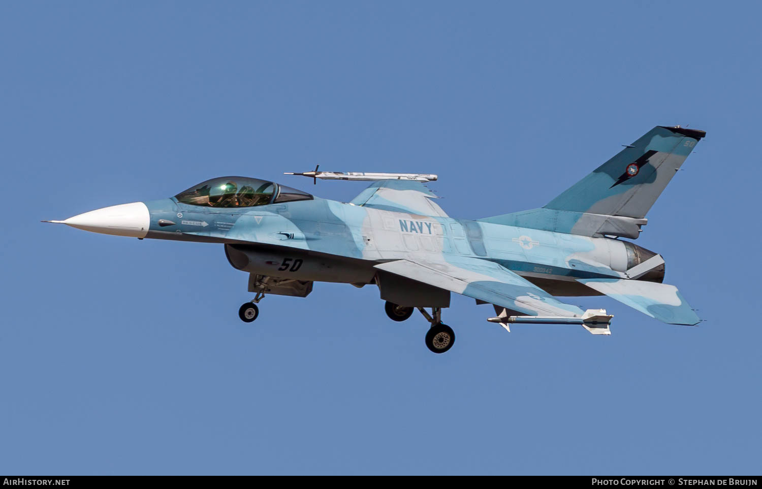 Aircraft Photo of 900942 | General Dynamics F-16A Fighting Falcon | USA - Navy | AirHistory.net #778197