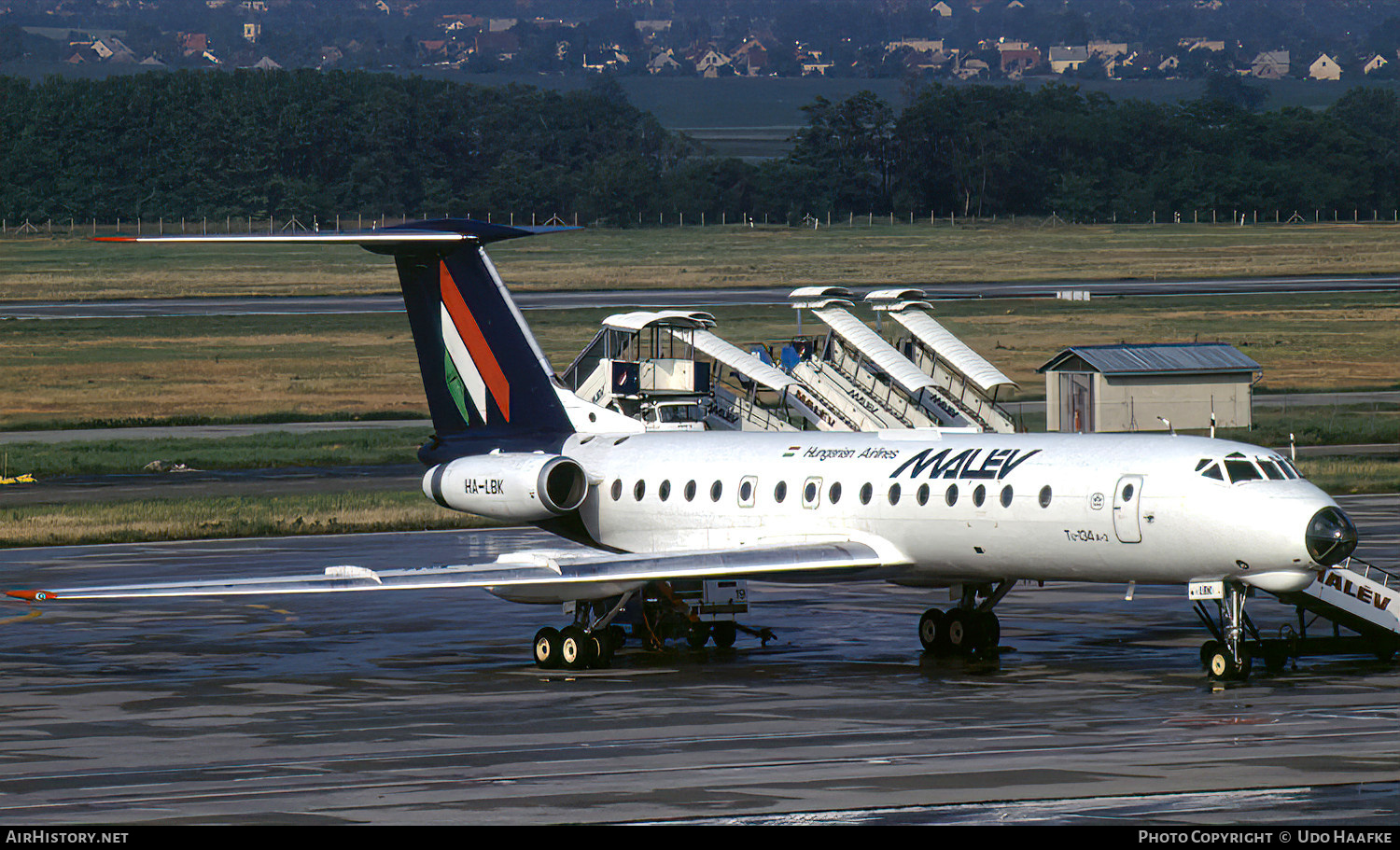 Aircraft Photo of HA-LBK | Tupolev Tu-134A-3 | Malév - Hungarian Airlines | AirHistory.net #778335