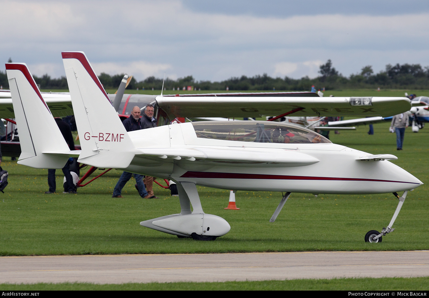 Aircraft Photo of G-BZMF | Rutan 61 Long-EZ | AirHistory.net #778391