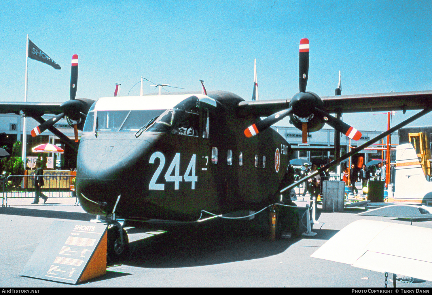 Aircraft Photo of G-BDBT / 916 | Short SC.7 Skyvan 3M-400 | Oman - Air Force | AirHistory.net #778449