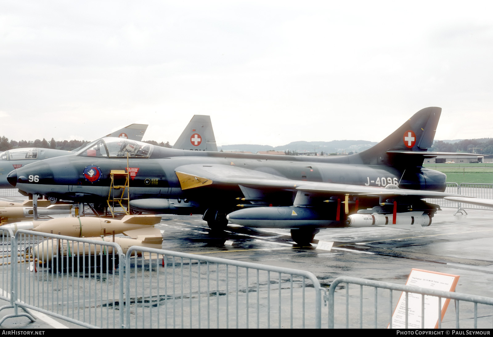 Aircraft Photo of J-4096 | Hawker Hunter F58 | Switzerland - Air Force | AirHistory.net #778683