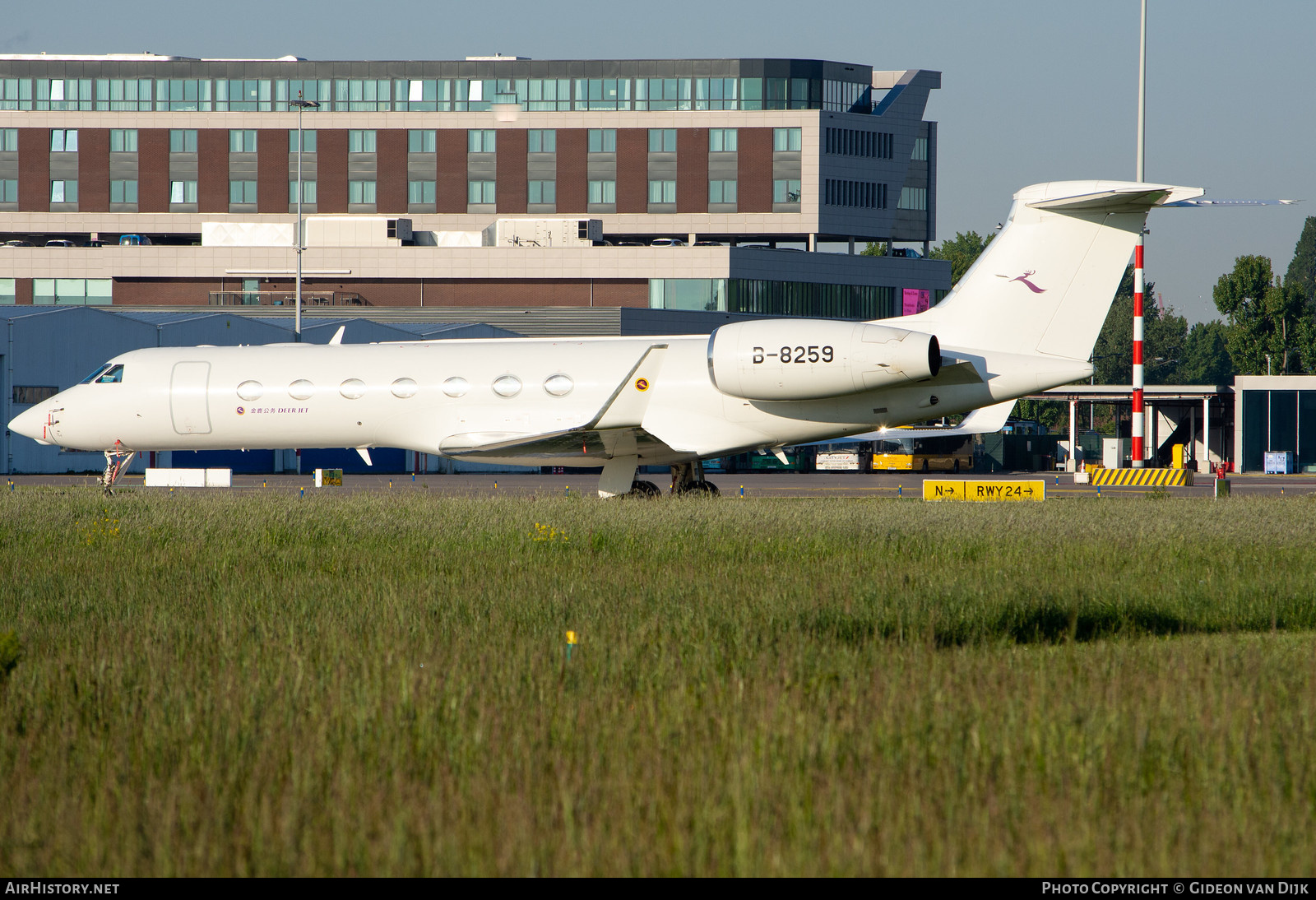 Aircraft Photo of B-8259 | Gulfstream Aerospace G-V-SP Gulfstream G550 | Deer Jet | AirHistory.net #778755