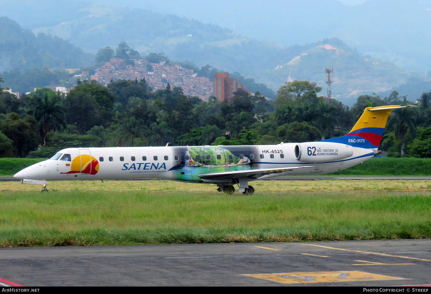 Aircraft Photo of FAC-1171 / HK-4525 | Embraer ERJ-145LR (EMB-145LR) | Colombia - Satena | AirHistory.net #778823