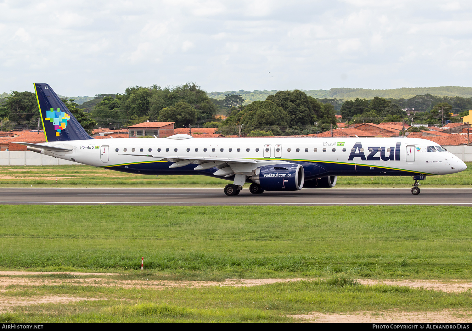 Aircraft Photo of PS-AES | Embraer 195-E2 (ERJ-190-400 STD) | Azul Linhas Aéreas Brasileiras | AirHistory.net #778849