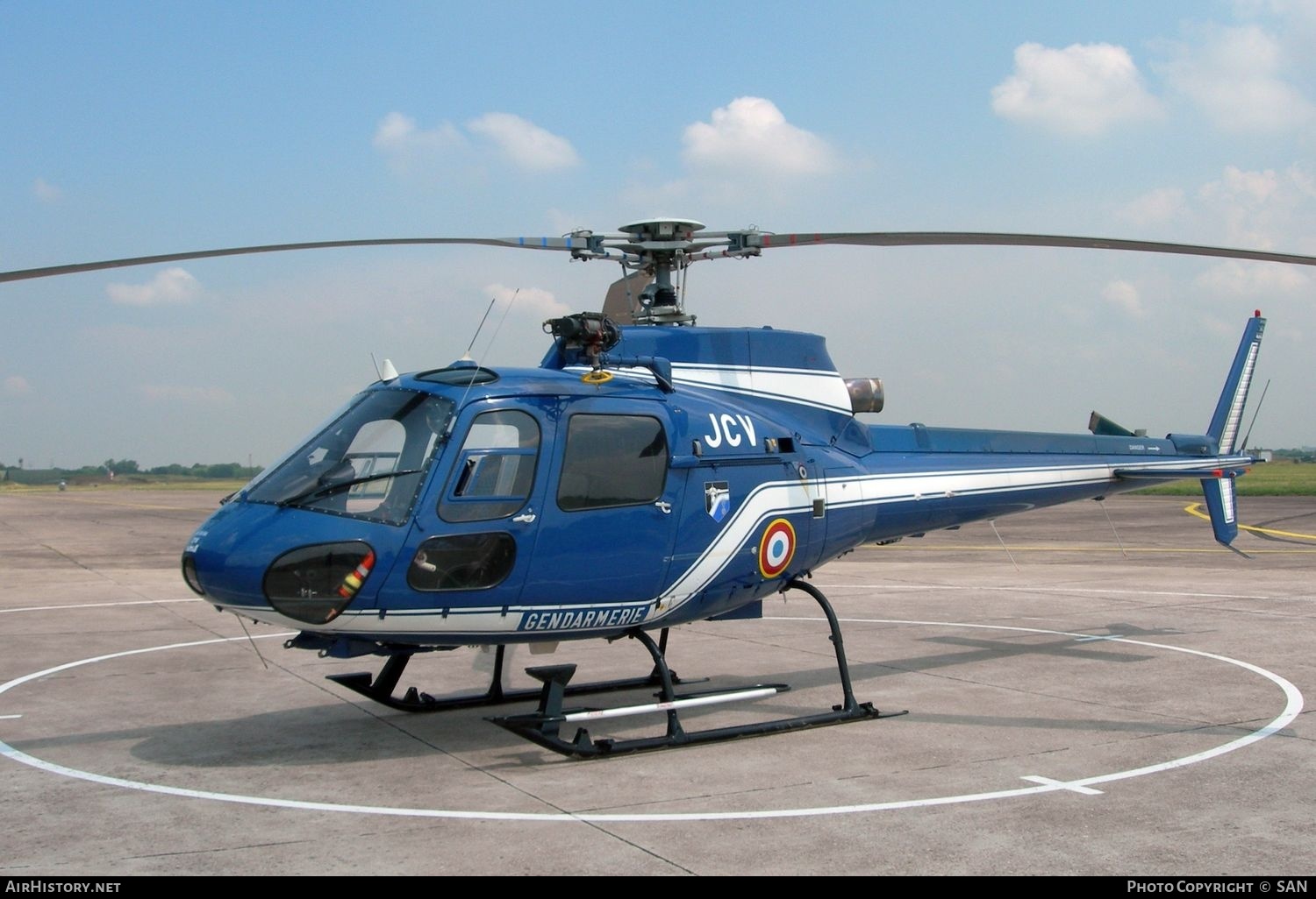 Aircraft Photo of 2118 | Aerospatiale AS-350BA Ecureuil | France - Gendarmerie | AirHistory.net #778900