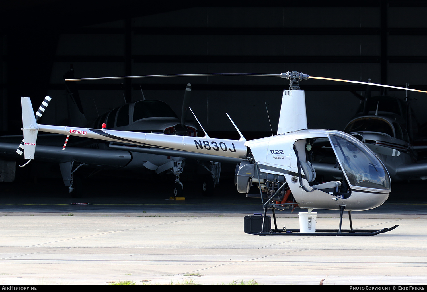 Aircraft Photo of N830J | Robinson R-22 Beta II | AirHistory.net #778945