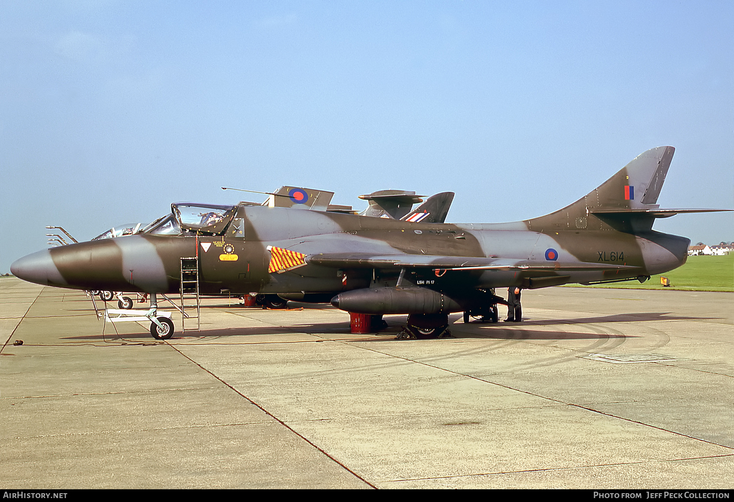 Aircraft Photo of XL614 | Hawker Hunter T7A | UK - Air Force | AirHistory.net #779161