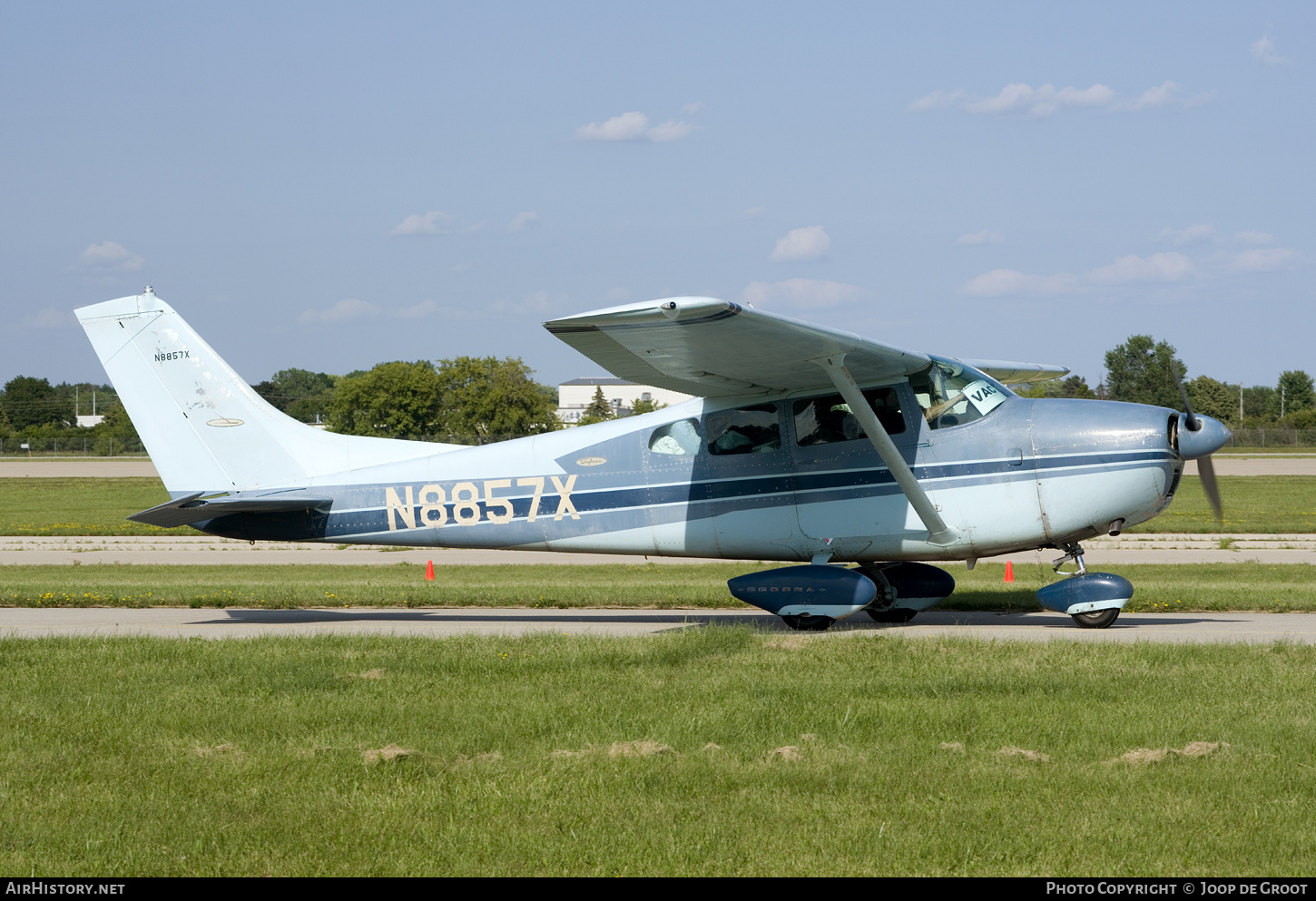 Aircraft Photo of N8857X | Cessna 182D Skylane | AirHistory.net #779234