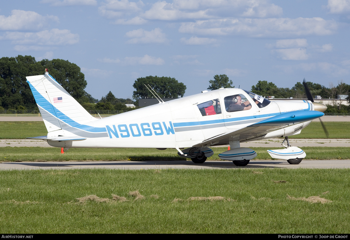Aircraft Photo of N6069W | Piper PA-28-235 Cherokee | AirHistory.net #779235