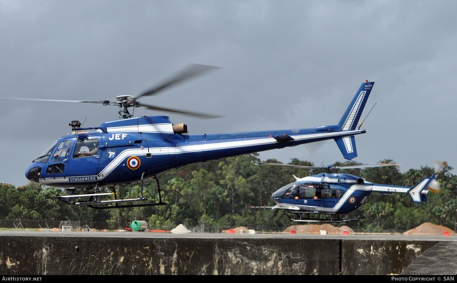 Aircraft Photo of 2225 | Aerospatiale AS-350B-1 Ecureuil | France - Gendarmerie | AirHistory.net #779275