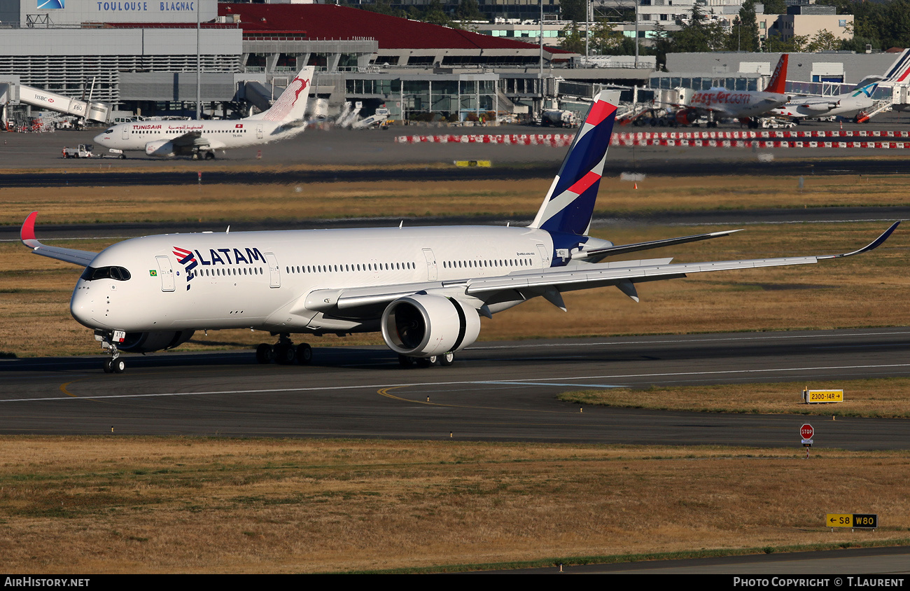 Aircraft Photo of F-WZGU | Airbus A350-941 | LATAM Airlines | AirHistory.net #779306