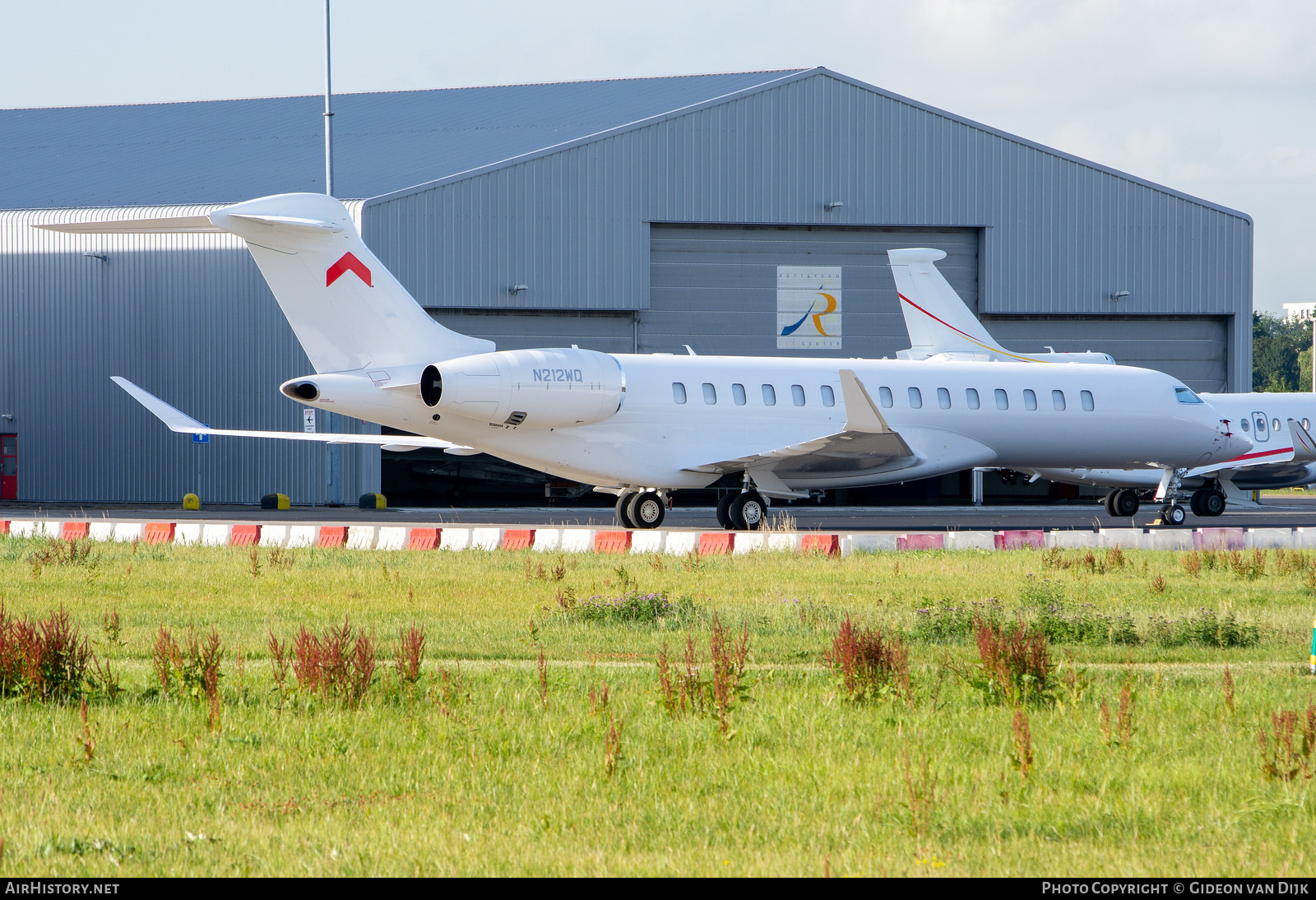 Aircraft Photo of N212WQ | Bombardier Global 7500 (BD-700-2A12) | Standard Industries | AirHistory.net #779441