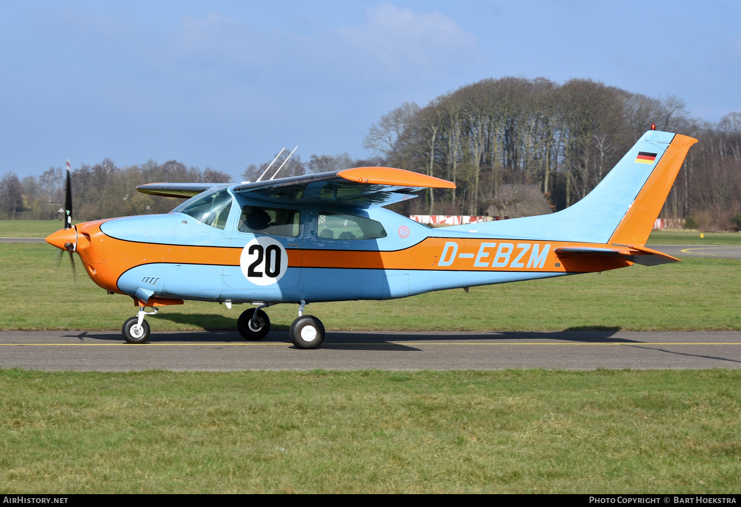Aircraft Photo of D-EBZM | Cessna T210L Turbo Centurion | AirHistory.net #779653
