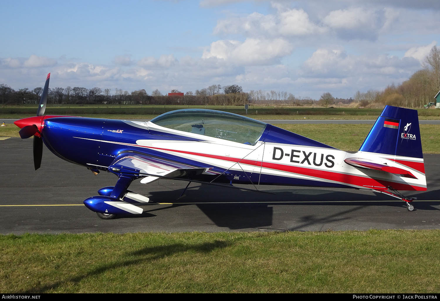 Aircraft Photo of D-EXUS | Extra EA-330SC | AirHistory.net #779654