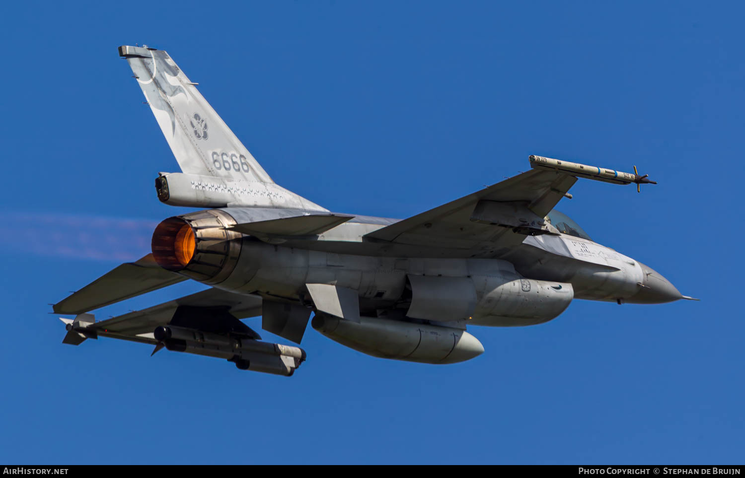 Aircraft Photo of 6666 | General Dynamics F-16A Fighting Falcon | Taiwan - Air Force | AirHistory.net #779677