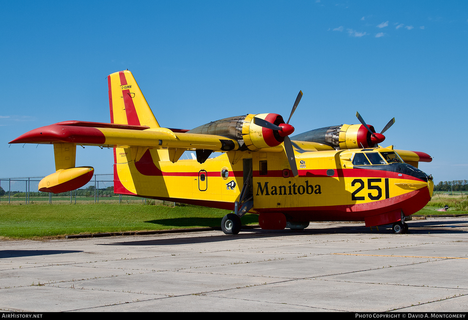 Aircraft Photo of C-GUMW | Canadair CL-215-III (CL-215-1A10) | Manitoba Government Air Service | AirHistory.net #779687