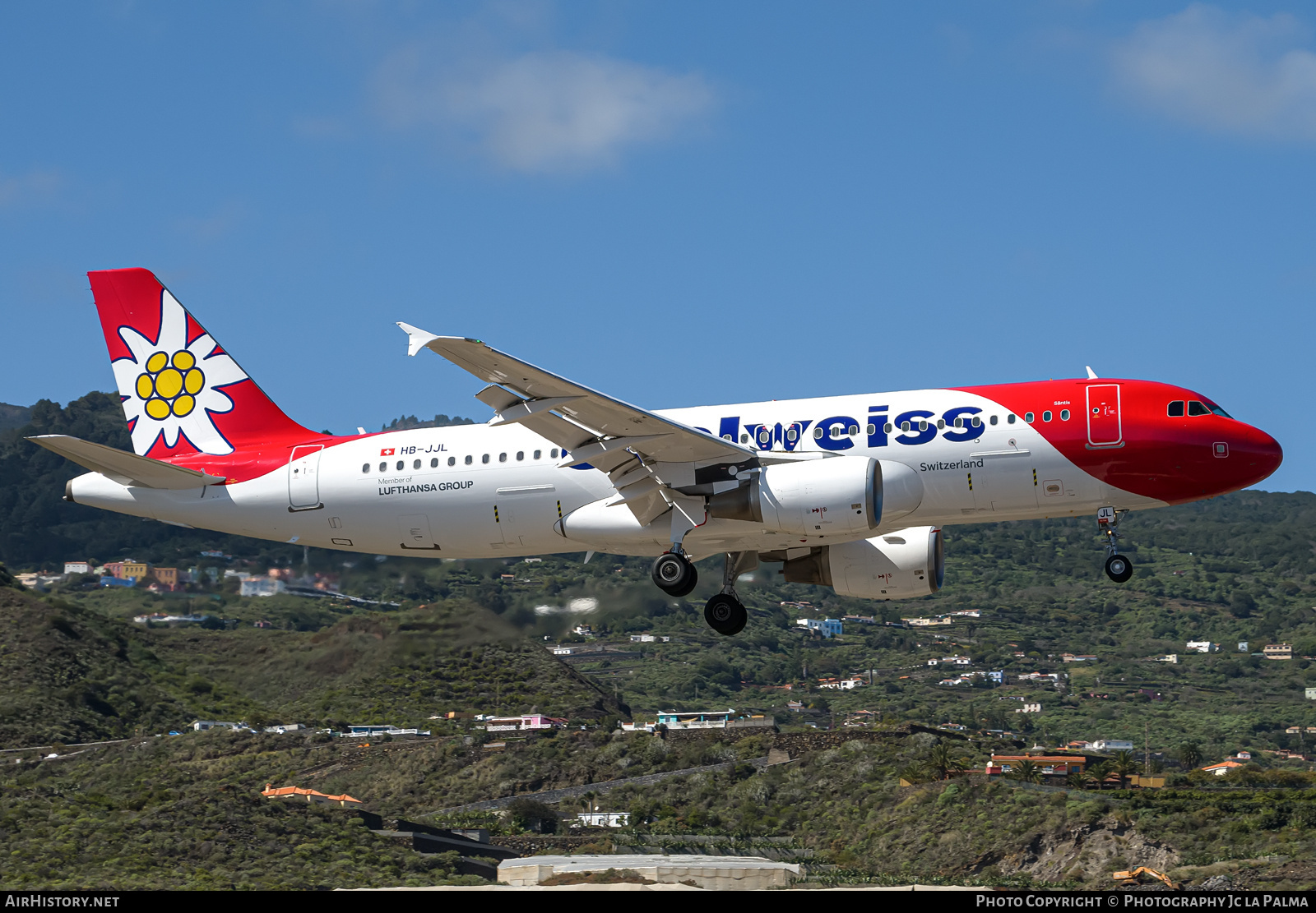 Aircraft Photo of HB-JJL | Airbus A320-214 | Edelweiss Air | AirHistory.net #779721