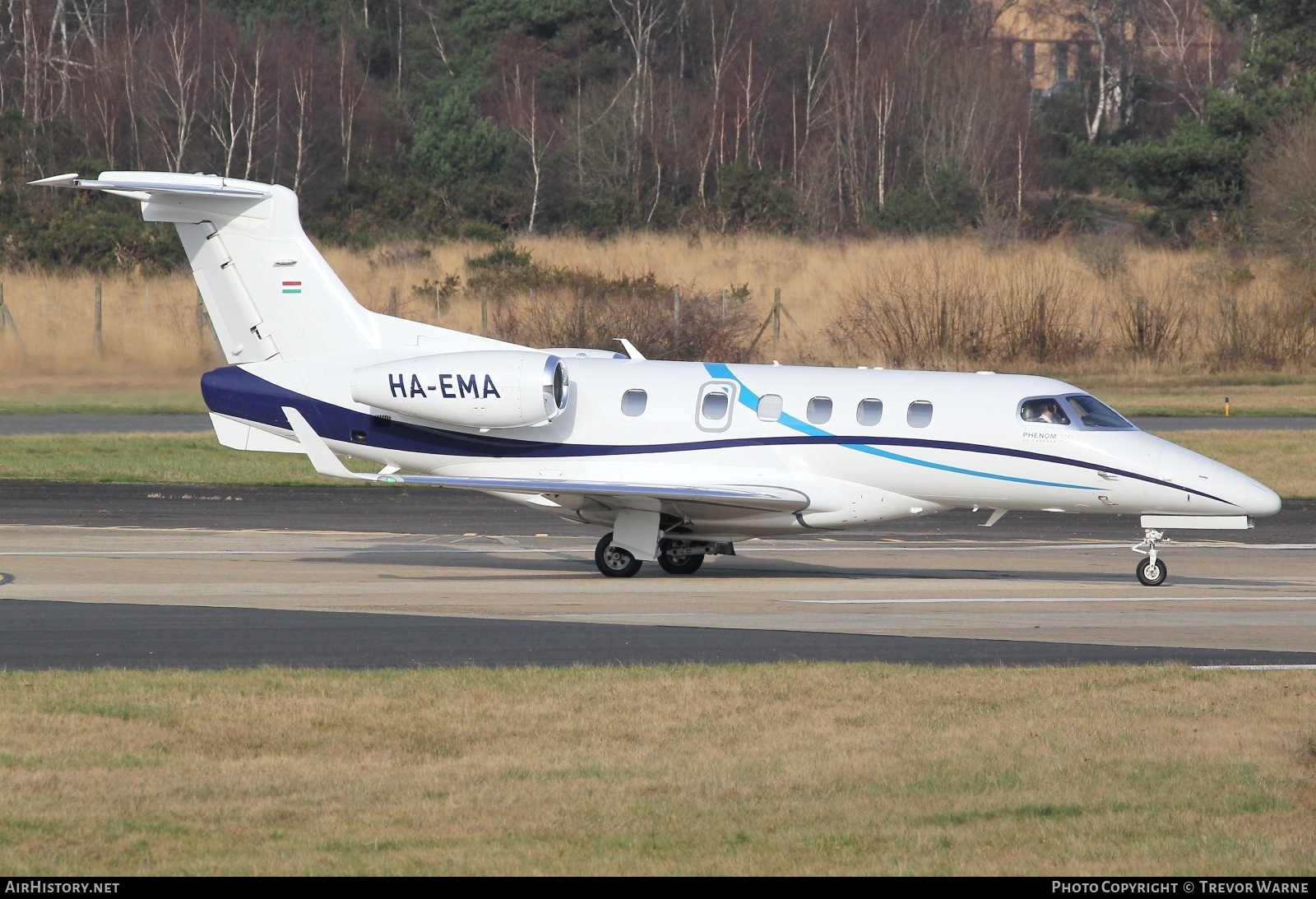Aircraft Photo of HA-EMA | Embraer EMB-500 Phenom 350 | AirHistory.net #779728