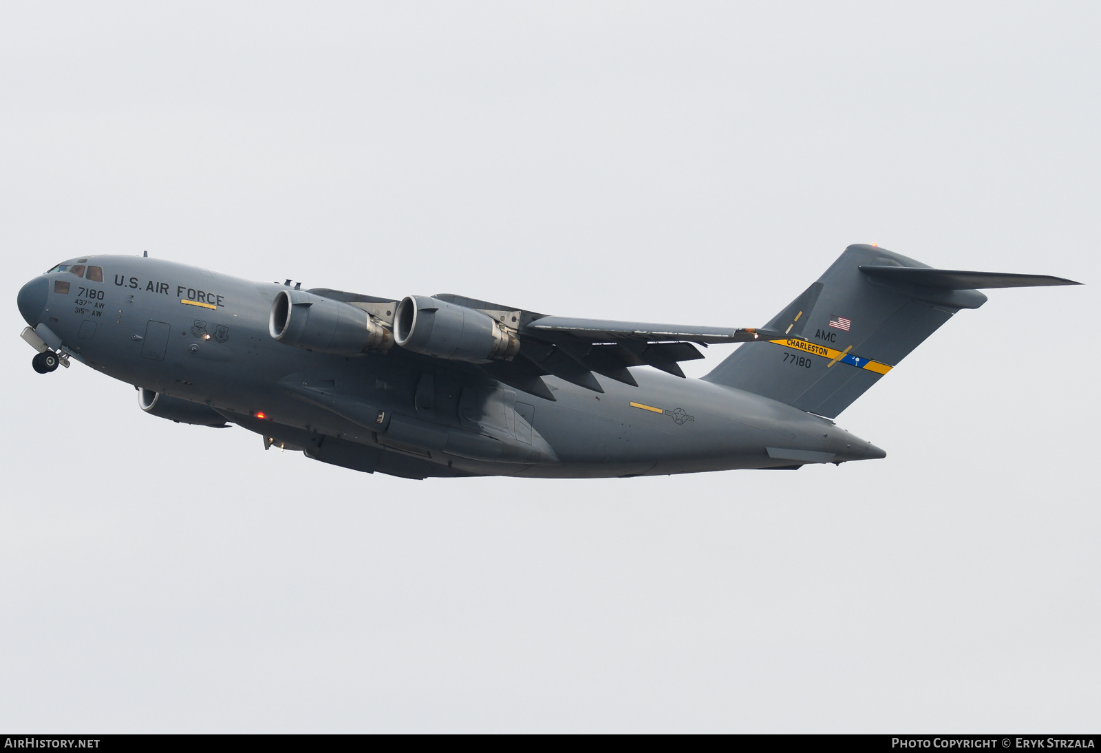 Aircraft Photo of 07-7180 / 77180 | Boeing C-17A Globemaster III | USA - Air Force | AirHistory.net #779743