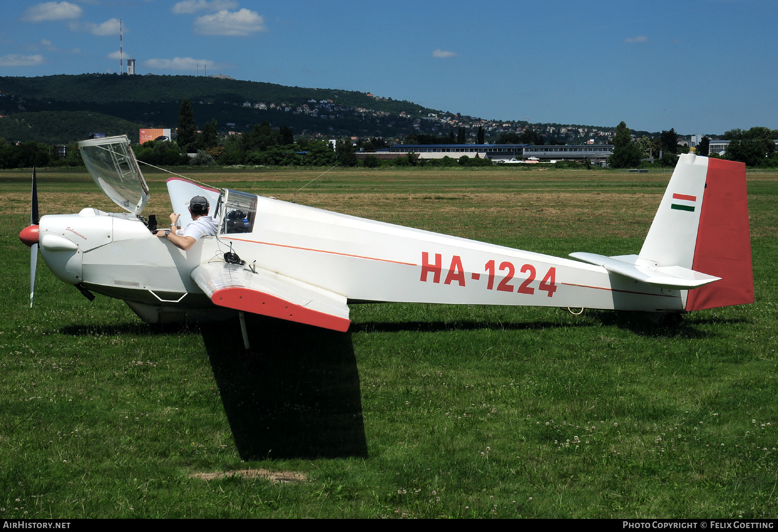 Aircraft Photo of HA-1224 | Scheibe SF-25D Falke | AirHistory.net #779752