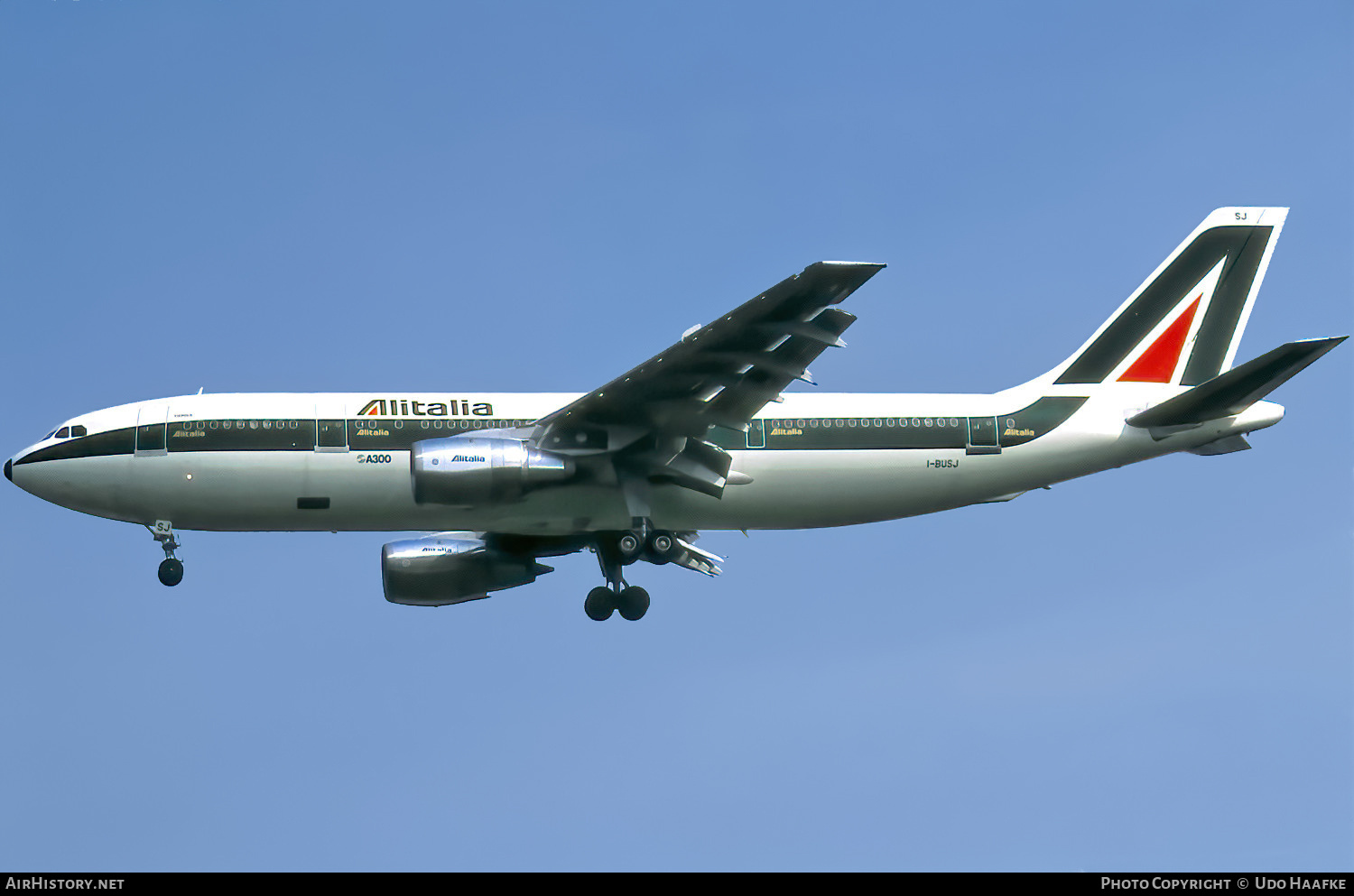 Aircraft Photo of I-BUSJ | Airbus A300B4-203 | Alitalia | AirHistory.net #779929