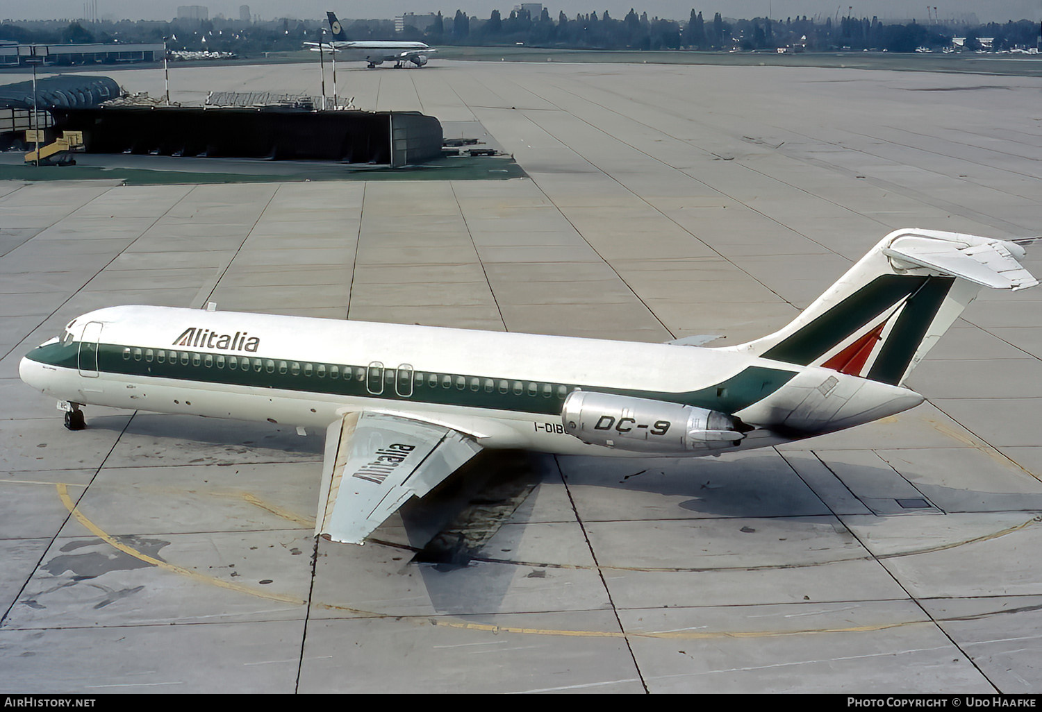 Aircraft Photo of I-DIBC | McDonnell Douglas DC-9-32 | Alitalia | AirHistory.net #779932