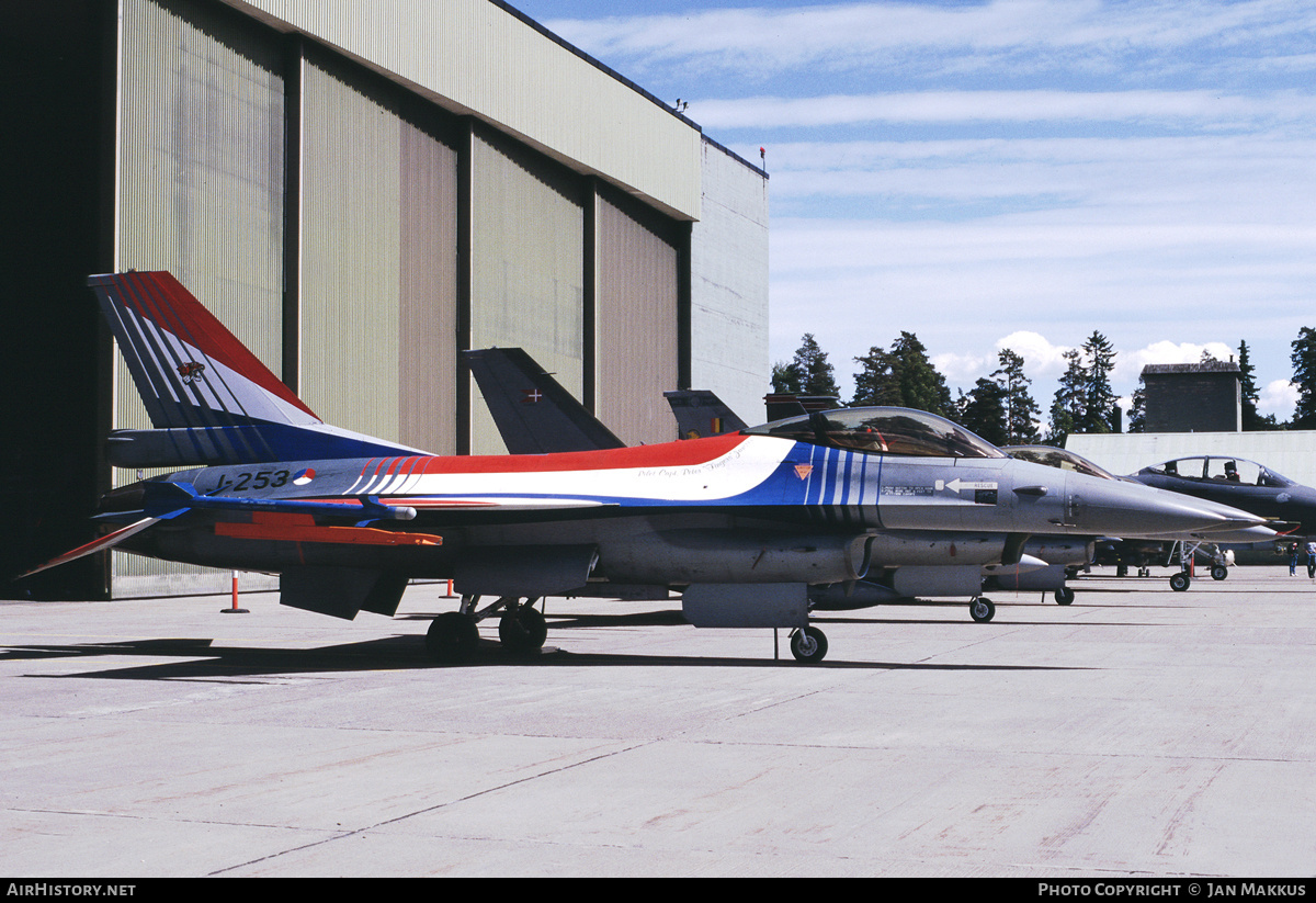 Aircraft Photo of J-253 | General Dynamics F-16A Fighting Falcon | Netherlands - Air Force | AirHistory.net #779952