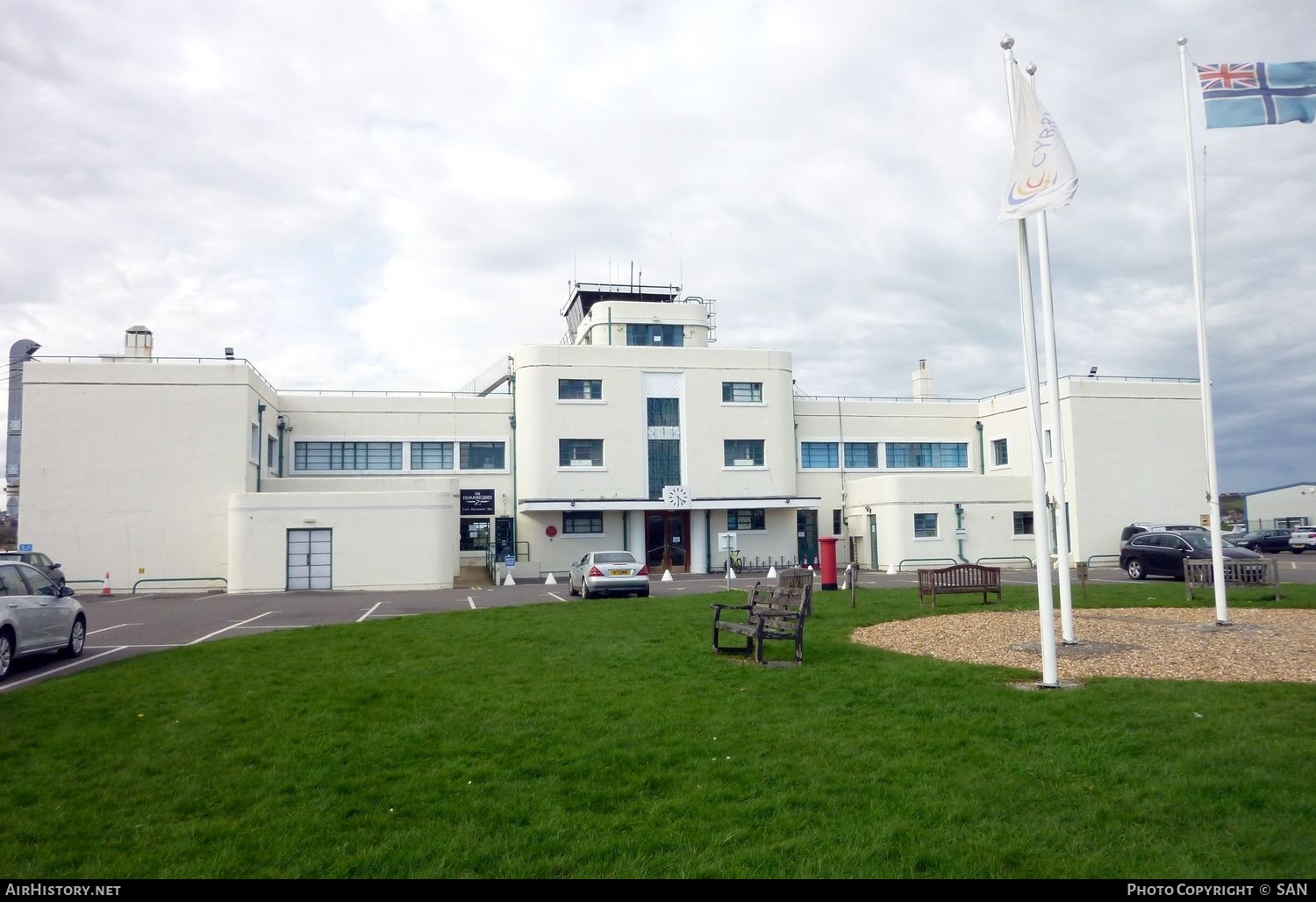 Airport photo of Shoreham (EGKA / ESH) in England, United Kingdom | AirHistory.net #780021