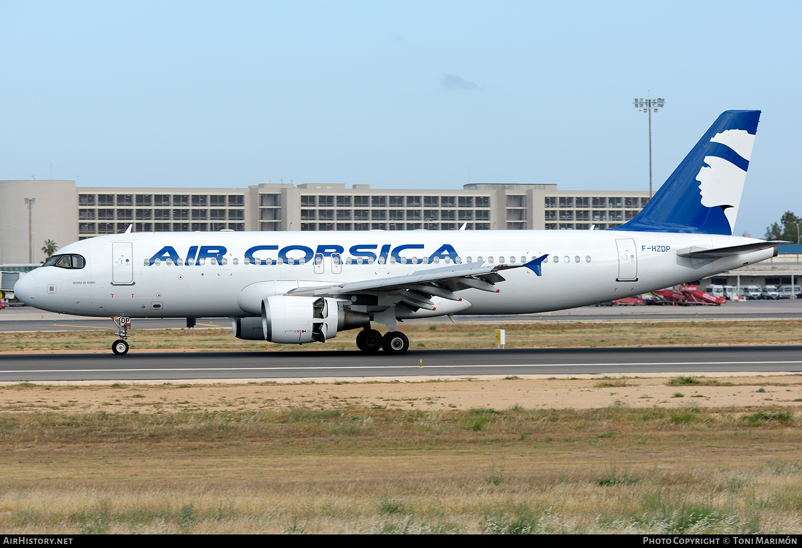 Aircraft Photo of F-HZDP | Airbus A320-214 | Air Corsica | AirHistory.net #780156
