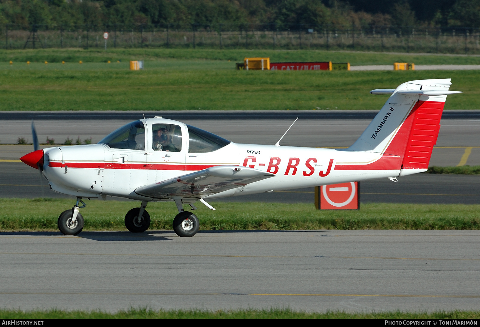 Aircraft Photo of G-BRSJ | Piper PA-38-112 Tomahawk II | AirHistory.net #780157