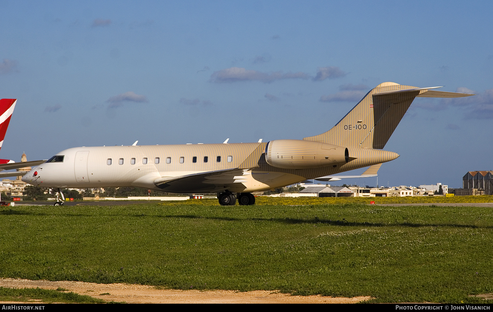 Aircraft Photo of OE-IOO | Bombardier Global 5000 (BD-700-1A11) | AirHistory.net #780216