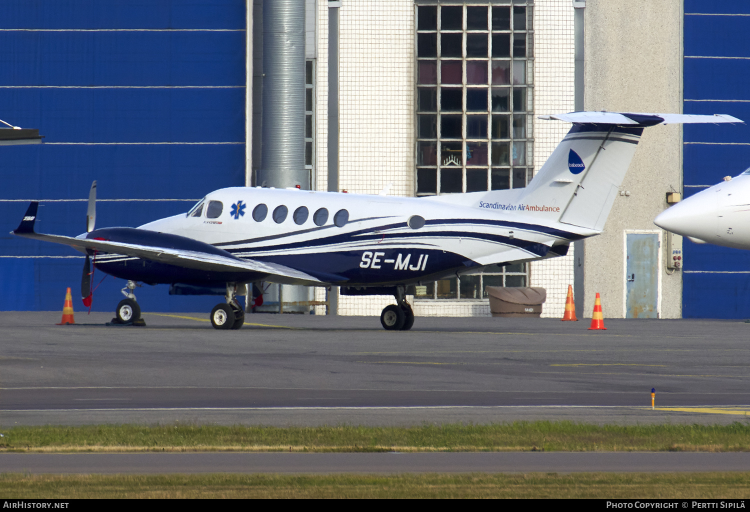 Aircraft Photo of SE-MJI | Beechcraft 250 King Air (200GT) | Scandinavian Air Ambulance - SAA | AirHistory.net #780254
