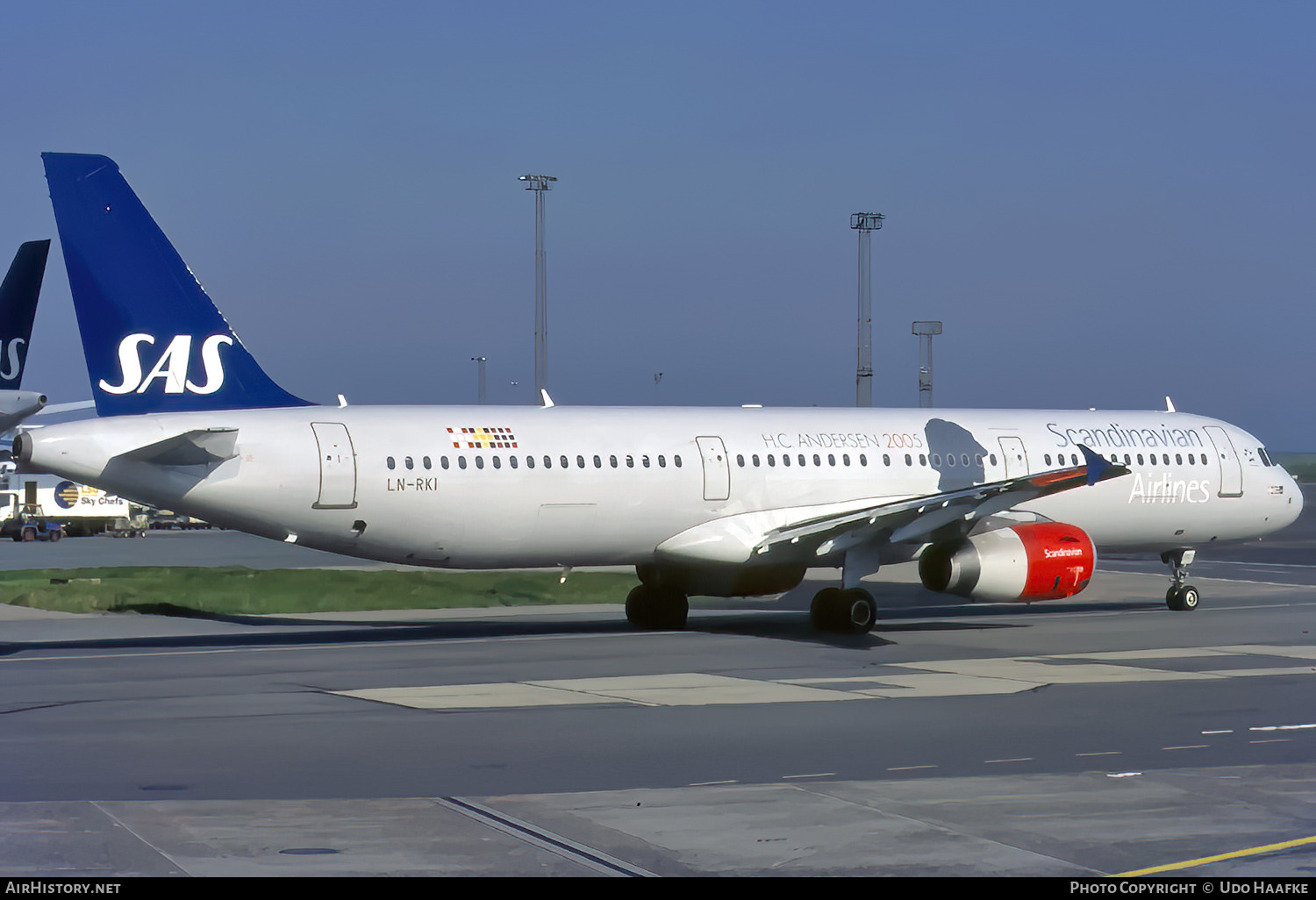 Aircraft Photo of LN-RKI | Airbus A321-232 | Scandinavian Airlines - SAS | AirHistory.net #780292