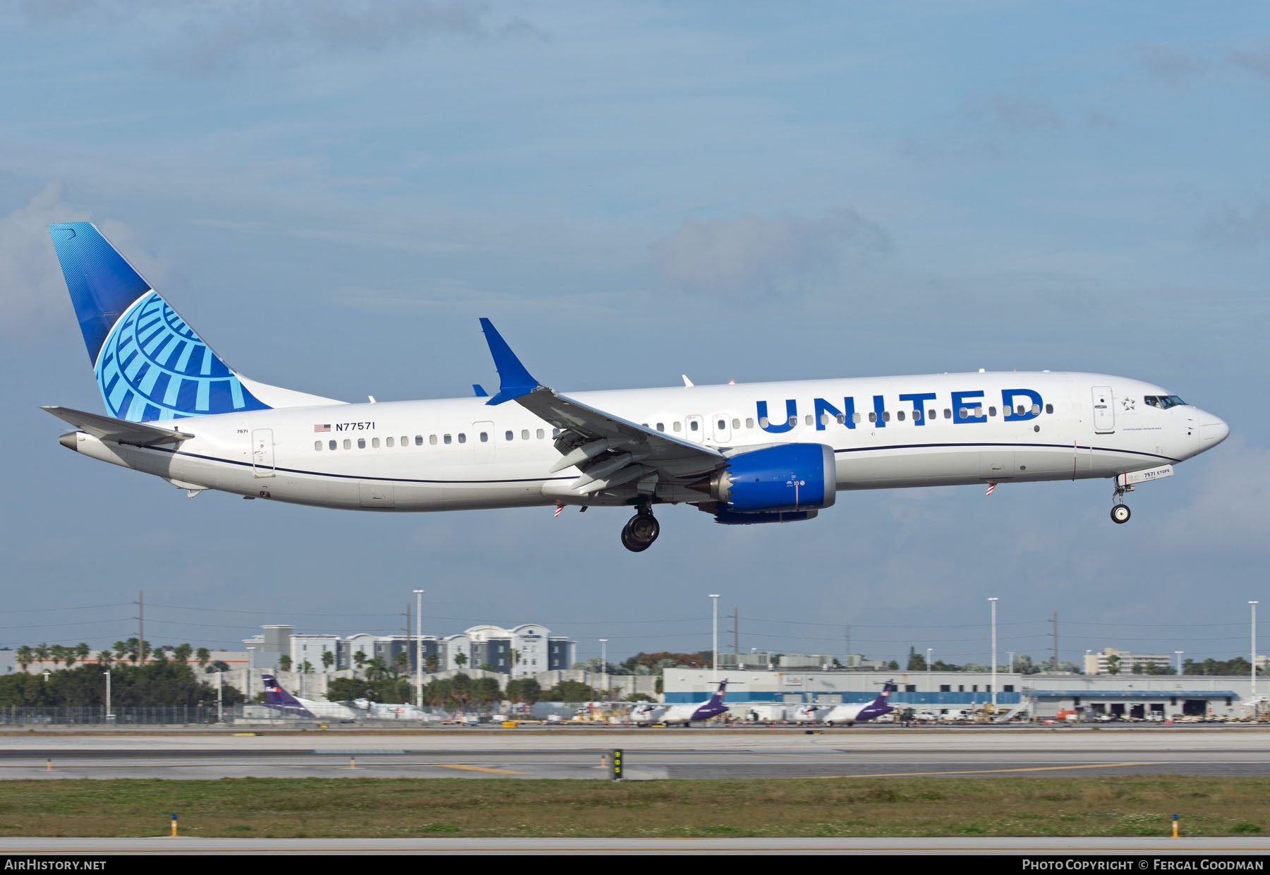 Aircraft Photo of N77571 | Boeing 737-9 Max 9 | United Airlines | AirHistory.net #780313