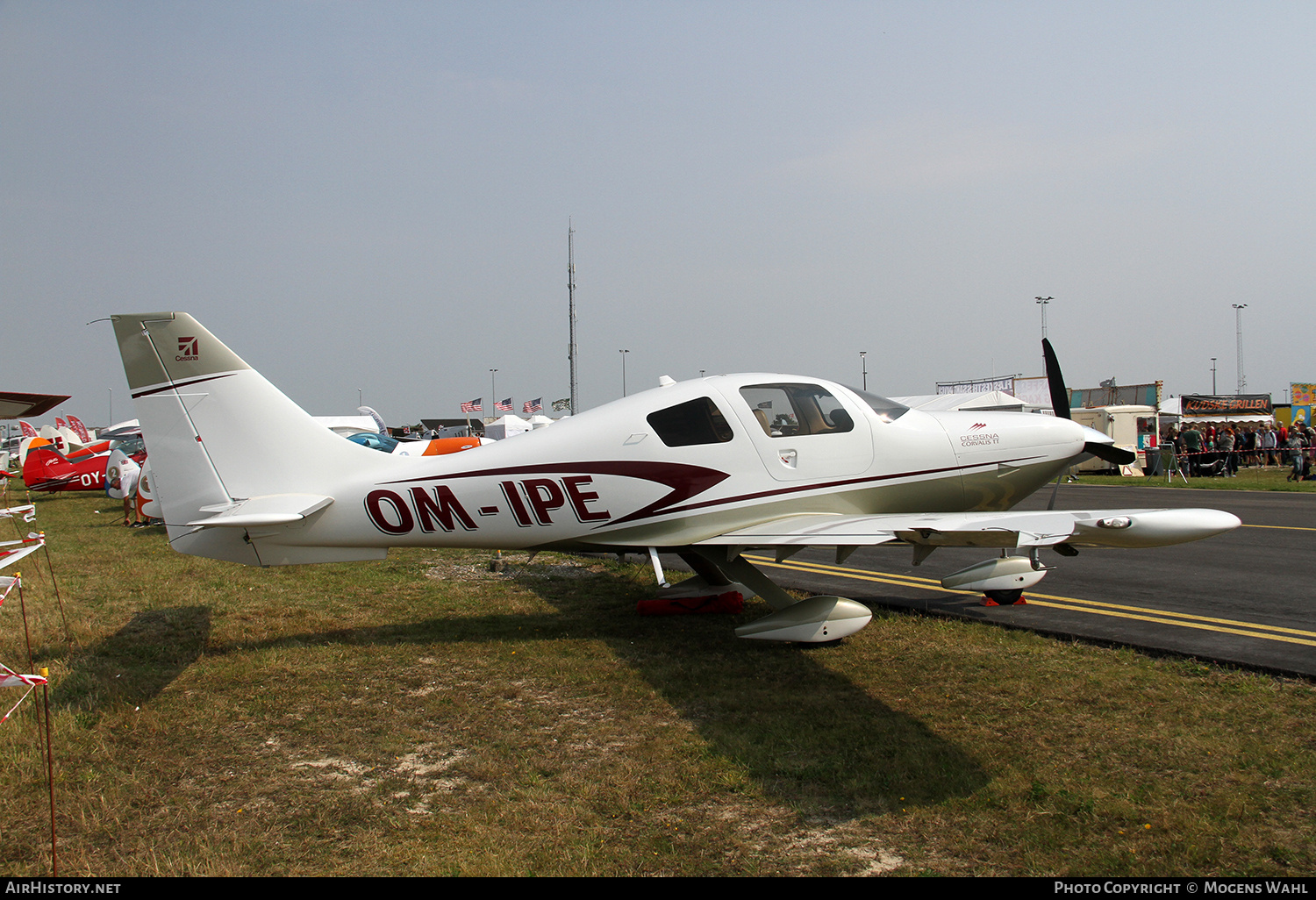 Aircraft Photo of OM-IPE | Lancair LC-41-550FG Columbia 400 | AirHistory.net #780393