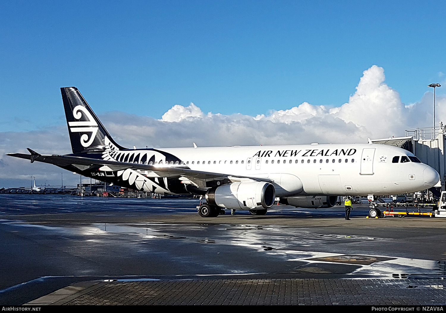Aircraft Photo of ZK-OJM | Airbus A320-232 | Air New Zealand | AirHistory.net #780571