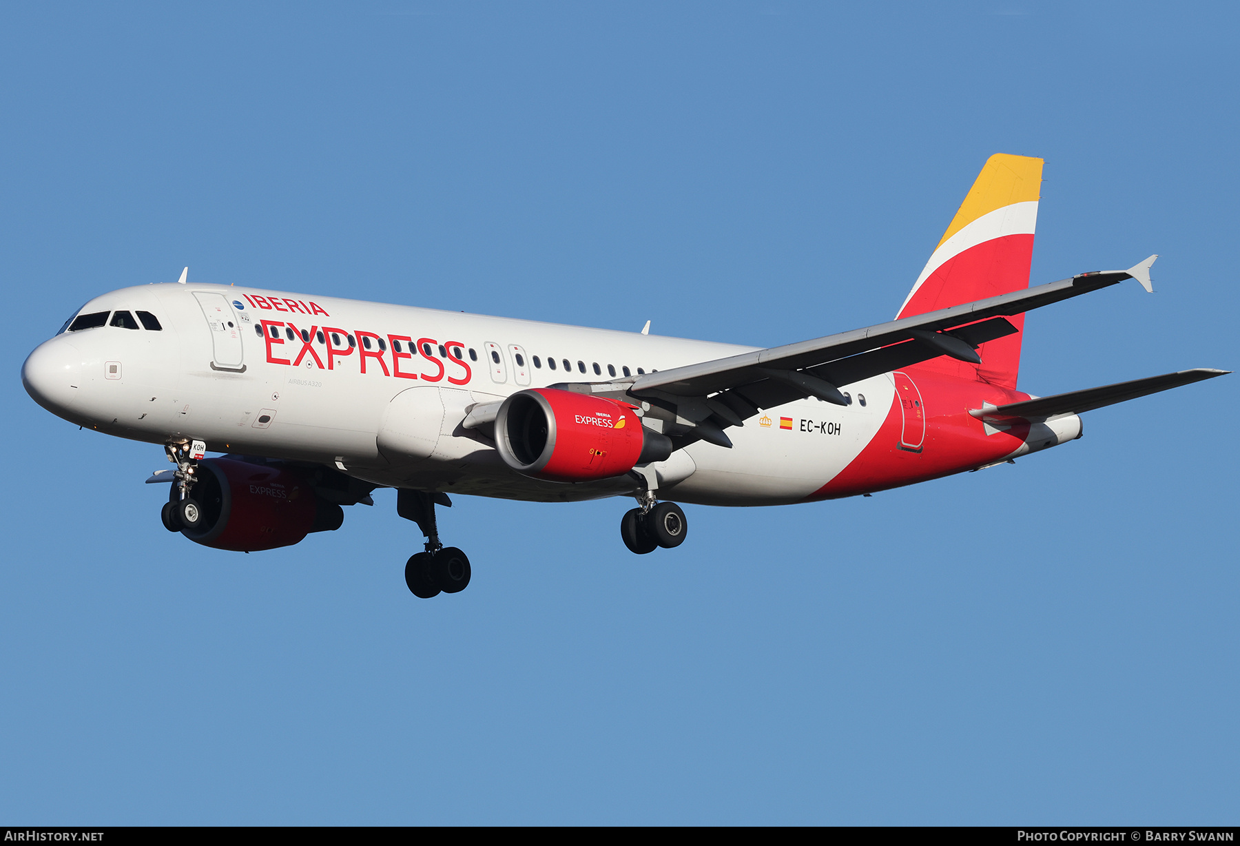 Aircraft Photo of EC-KOH | Airbus A320-214 | Iberia Express | AirHistory.net #780774