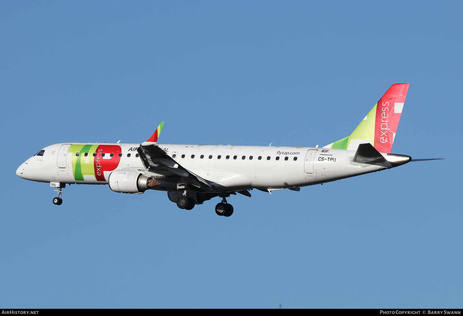 Aircraft Photo of CS-TPU | Embraer 190LR (ERJ-190-100LR) | TAP Air Portugal Express | AirHistory.net #780775