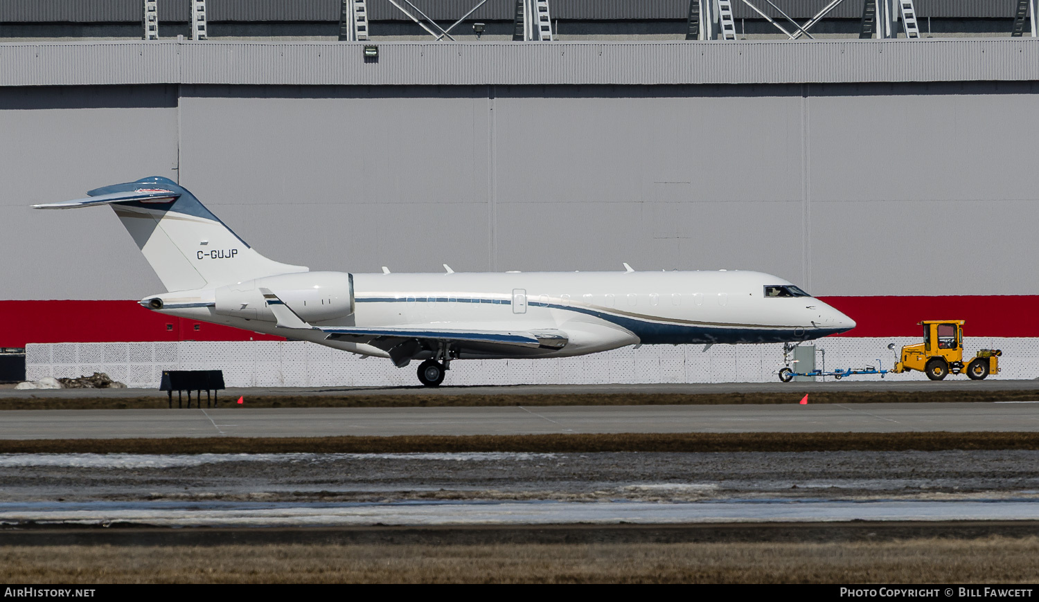 Aircraft Photo of C-GUJP | Bombardier Global 6000 (BD-700-1A10) | AirHistory.net #780790