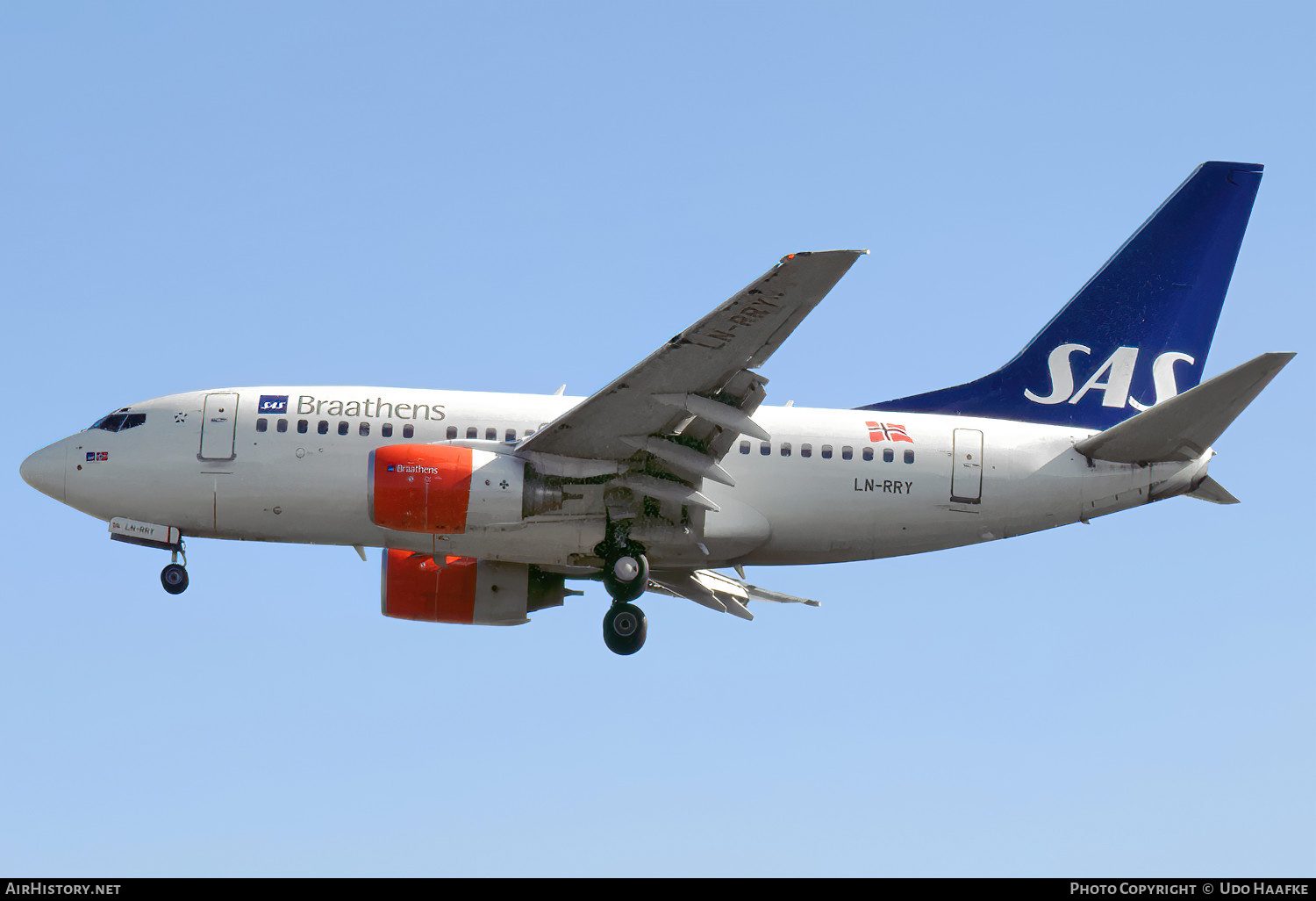 Aircraft Photo of LN-RRY | Boeing 737-683 | SAS Braathens | AirHistory.net #780803