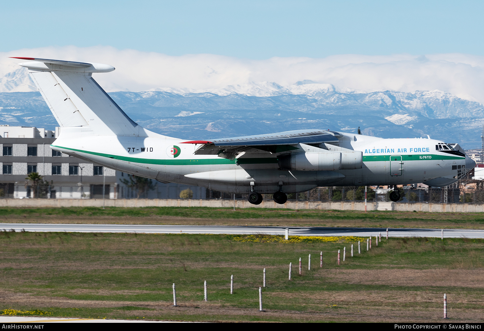 Aircraft Photo of 7T-WID | Ilyushin Il-76TD | Algeria - Air Force | AirHistory.net #780876