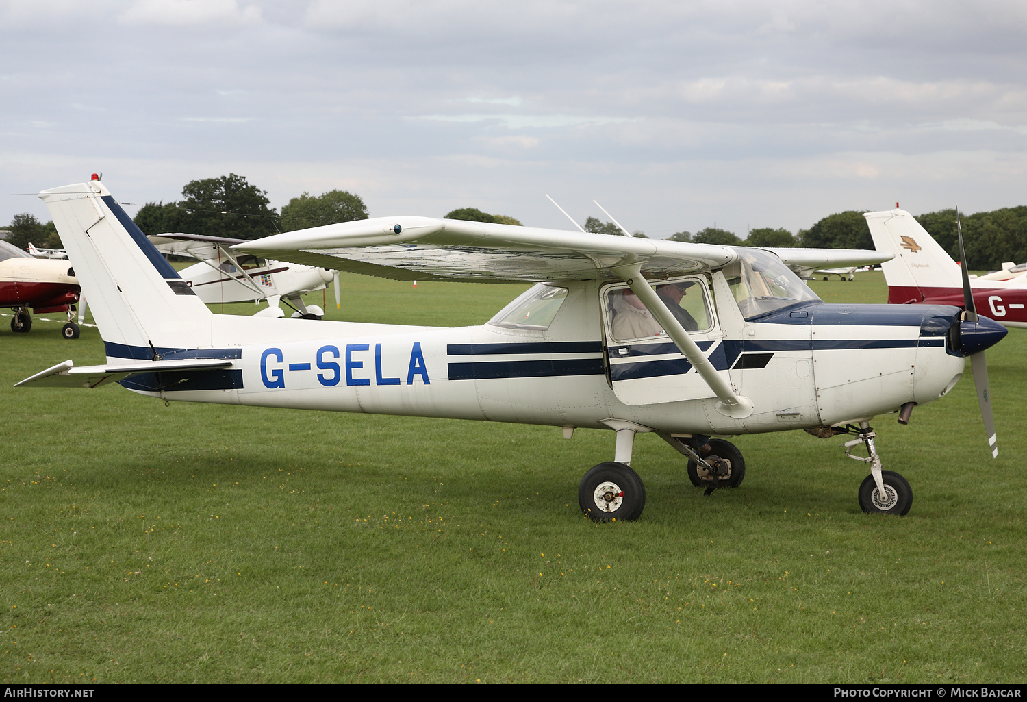 Aircraft Photo of G-SELA | Cessna 152 | AirHistory.net #781082