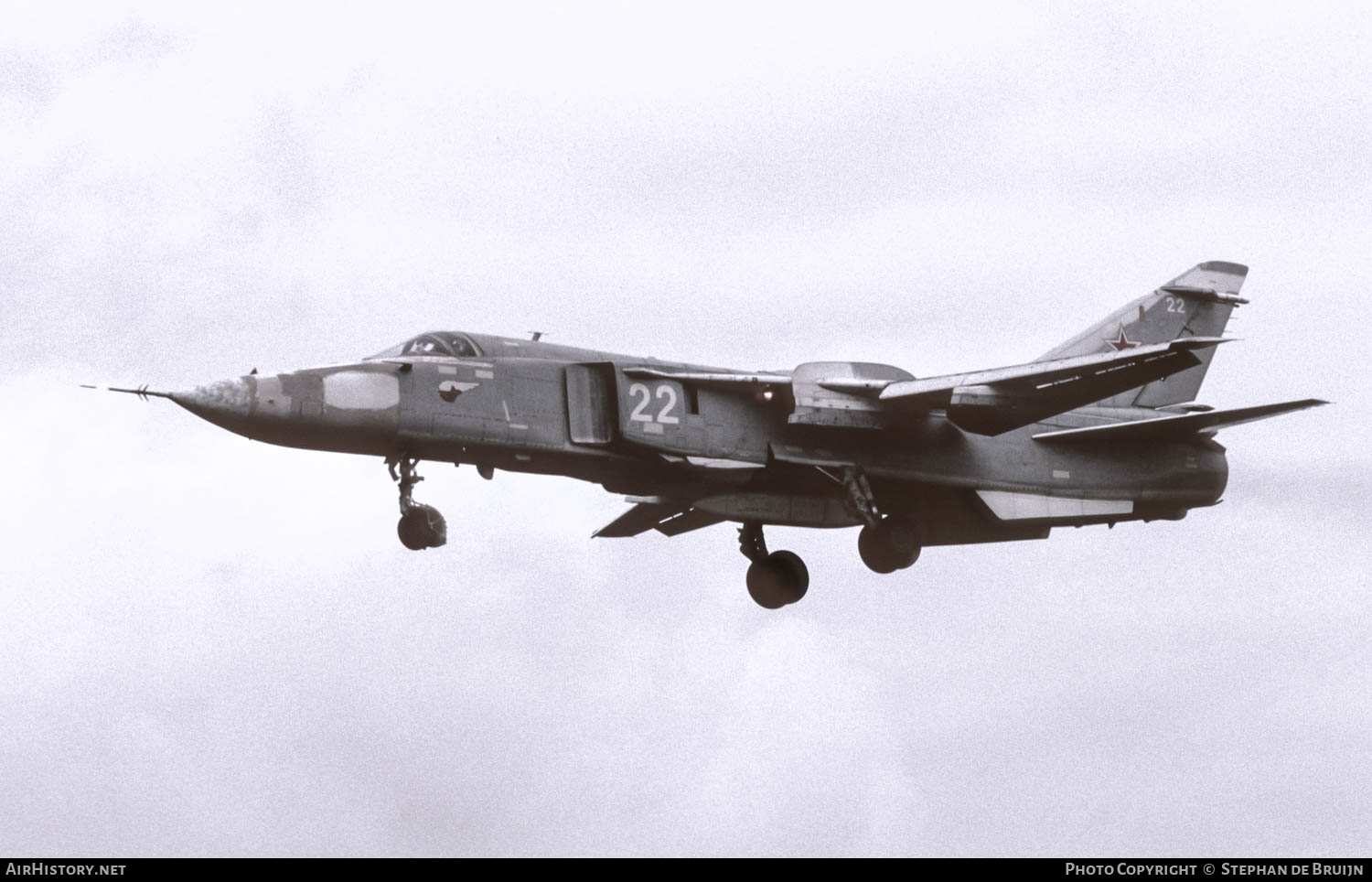 Aircraft Photo of 22 white | Sukhoi Su-24MR | Soviet Union - Air Force | AirHistory.net #781101