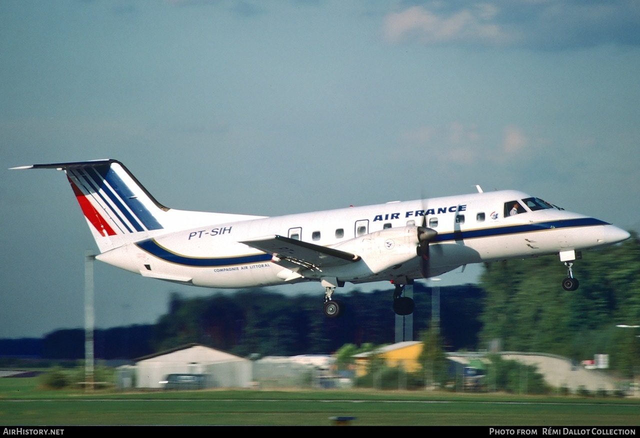 Aircraft Photo of PT-SIH | Embraer EMB-120RT Brasilia | Air Littoral | AirHistory.net #781126