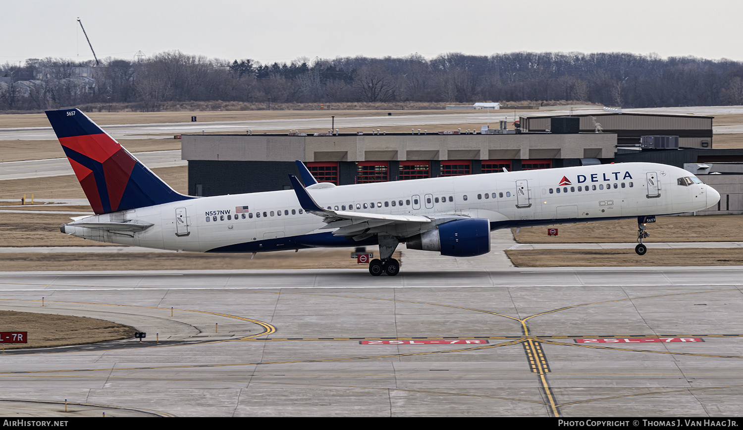 Aircraft Photo of N557NW | Boeing 757-251 | Delta Air Lines | AirHistory.net #781207