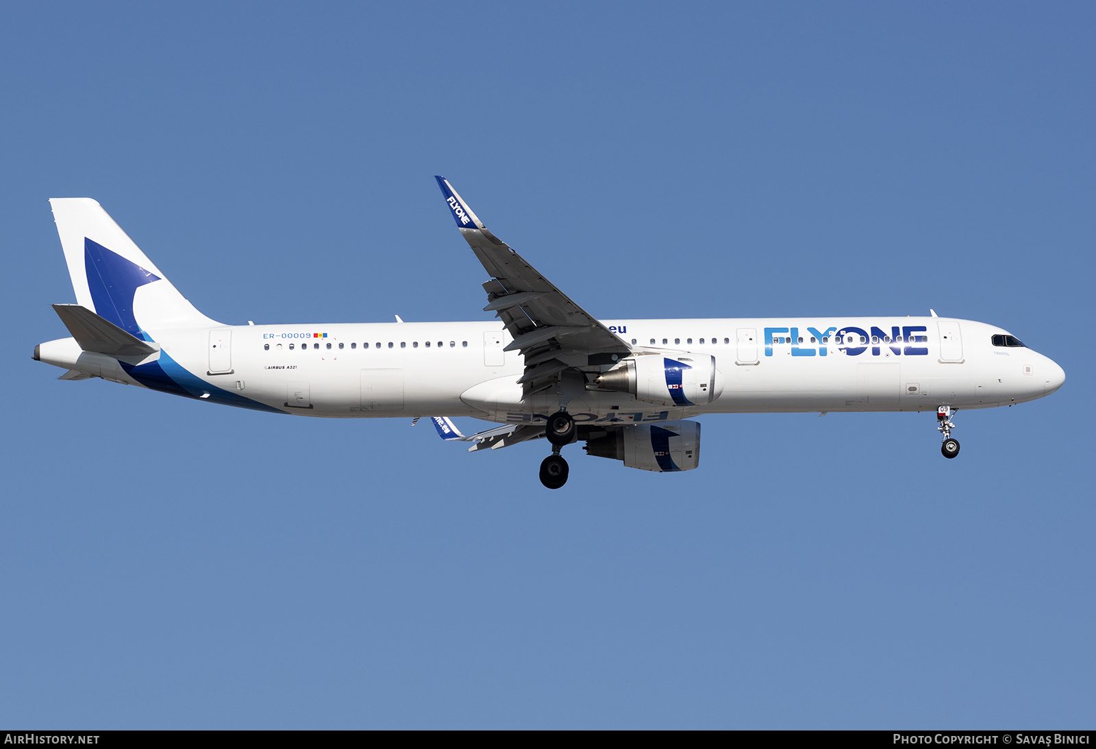 Aircraft Photo of ER-00009 | Airbus A321-211 | FlyOne | AirHistory.net #781218